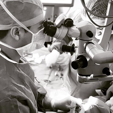 Happy 2020 surgeons with technology